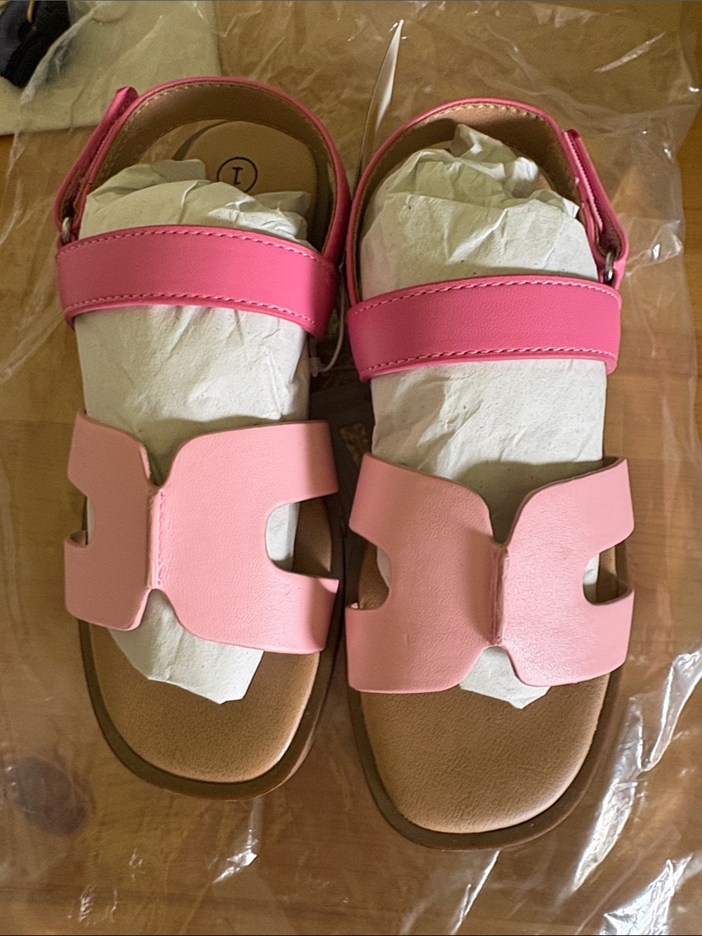 art class Pink Two-Tone Cutout Slide Sandals
